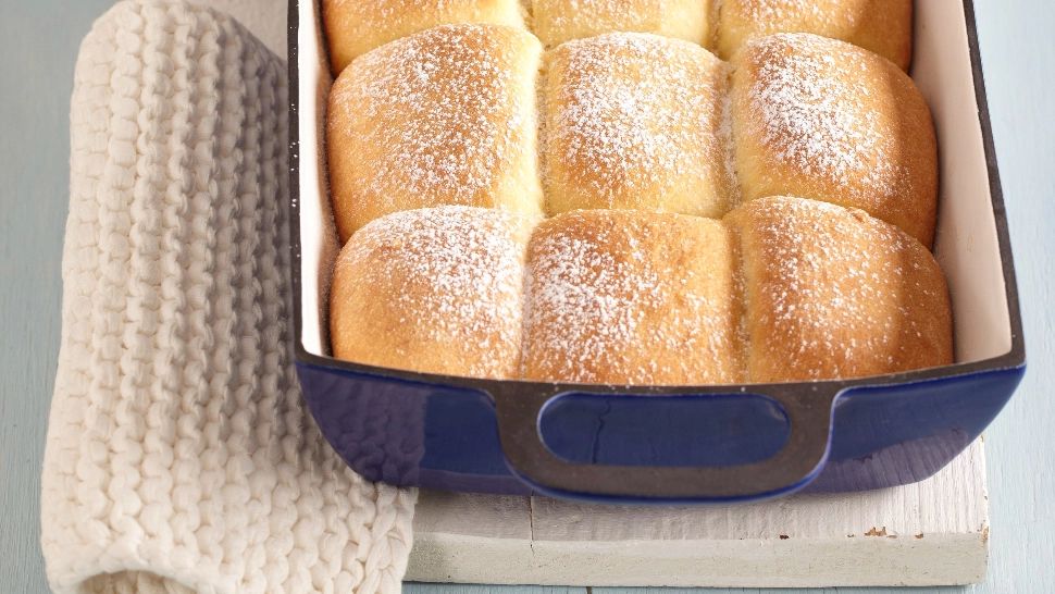 Desert tradițional ardelenesc: găluște pufoase cu gem și nucă