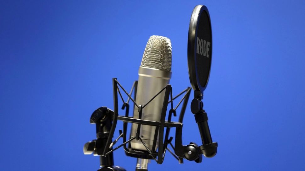 Artiștii protestează față de ordonanța lui Bolojan: scrisoarea deschisă trimisă premierului