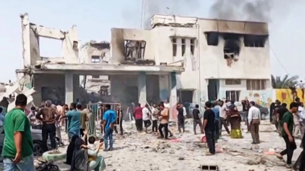 Emmanuel Macron, Keir Starmer şi Friedrich Merz solicită reluarea dialogului SUA - Iran