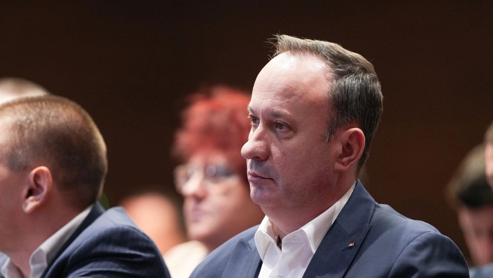 Adrian Câciu acuză lipsa de acțiune în criza carburanților: „Ni se vinde minciuna că suntem toți proști”