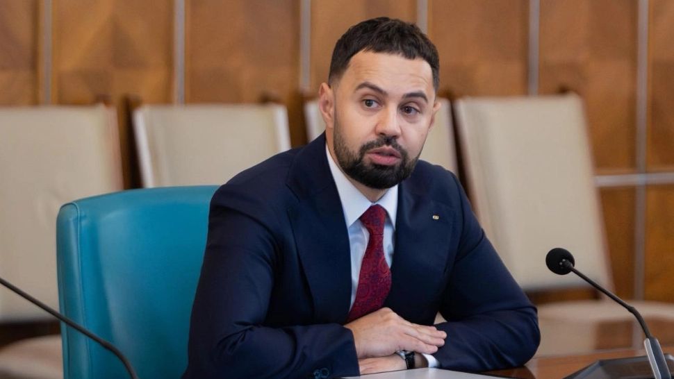 Tensiuni în coaliție: PSD vrea referendum intern pentru a decide viitorul guvernării: „Reforma a devenit de fapt o concurență acerbă între PNL și USR”