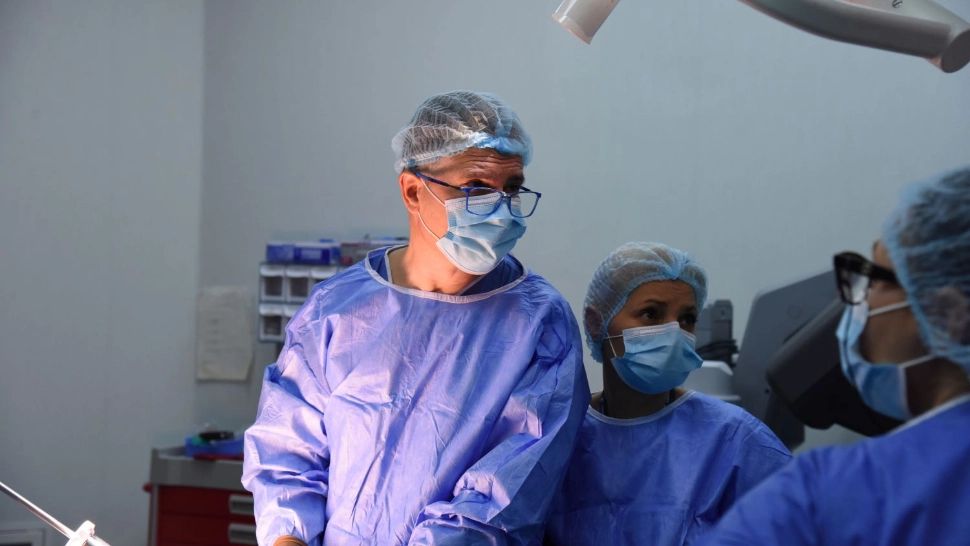 Cum a fost tratat un bărbat după mulți ani de suferință