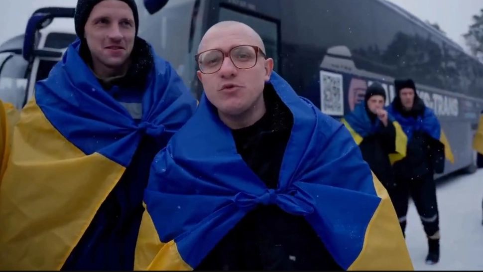 Schimb major de prizonieri între Rusia și Ucraina, după cinci luni de impas: peste 300 de captivi eliberați VIDEO