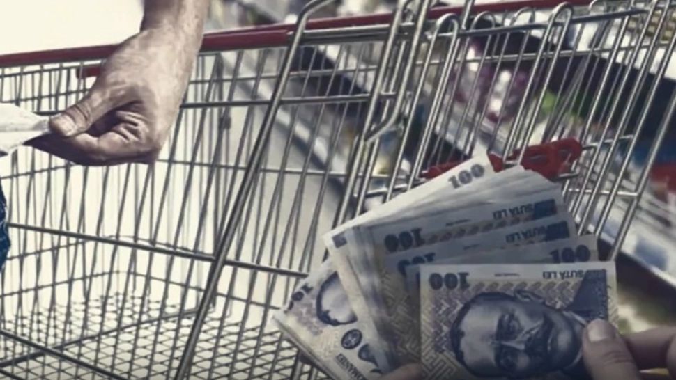 Taxele majorate se văd în prețuri: România rămâne lider la scumpiri în Europa