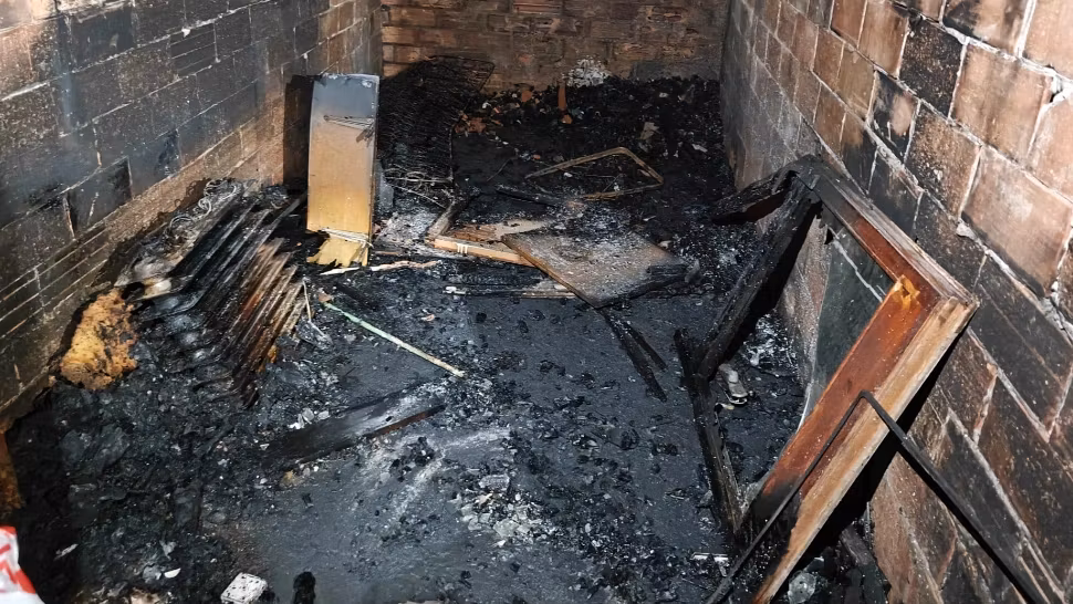 Cinci persoane au murit într-un incendiu izbucnit într-un bloc din apropiere de Barcelona. Alți patru oameni, răniți grav