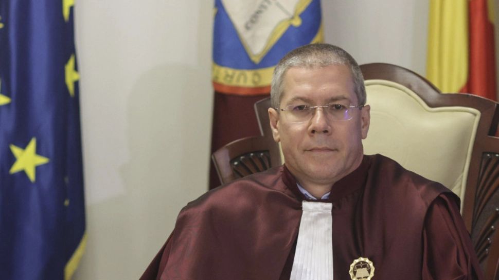 Curtea de Apel București a rămas în pronunțare privind suspendarea numirii judecătorului Dacian Dragoş la CCR