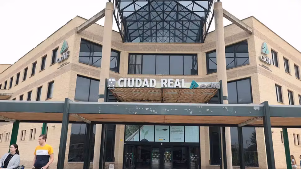 Lovitură pentru românii din Spania. După 20 de ani de muncă, oamenii nu se mai ajung cu banii și vor să se întoarcă acasă