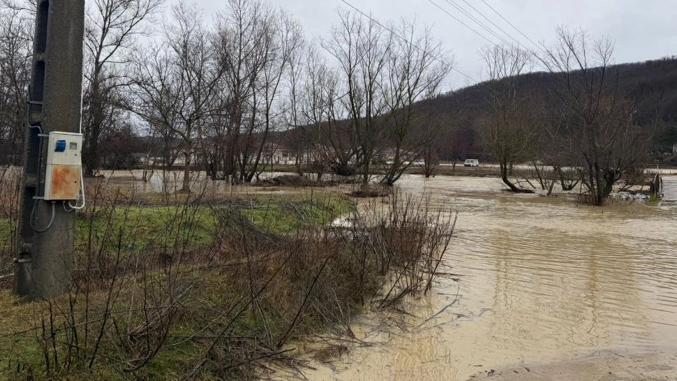 COD ROȘU de INUDAȚII în Prahova și Buzău: zeci de case sunt inundate FOTO&VIDEO | HARTĂ