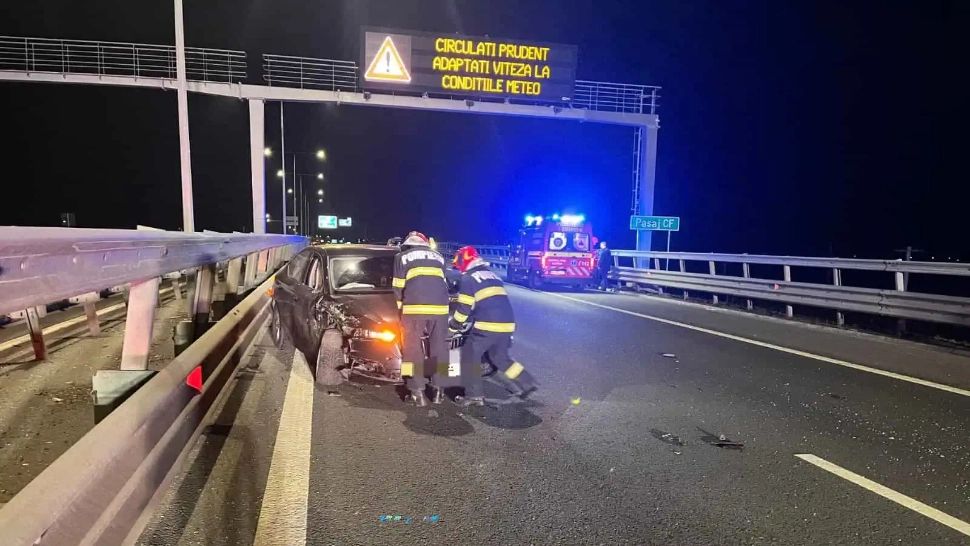 Accident pe Autostrada A10, în Alba: trei autoturisme implicate și trei victime în urma impactului