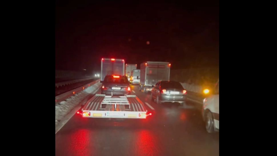 Trafic restricţionat pe A3, în zona Moara Vlăsiei, din cauza unui accident în care au fost implicate mai multe autovehicule