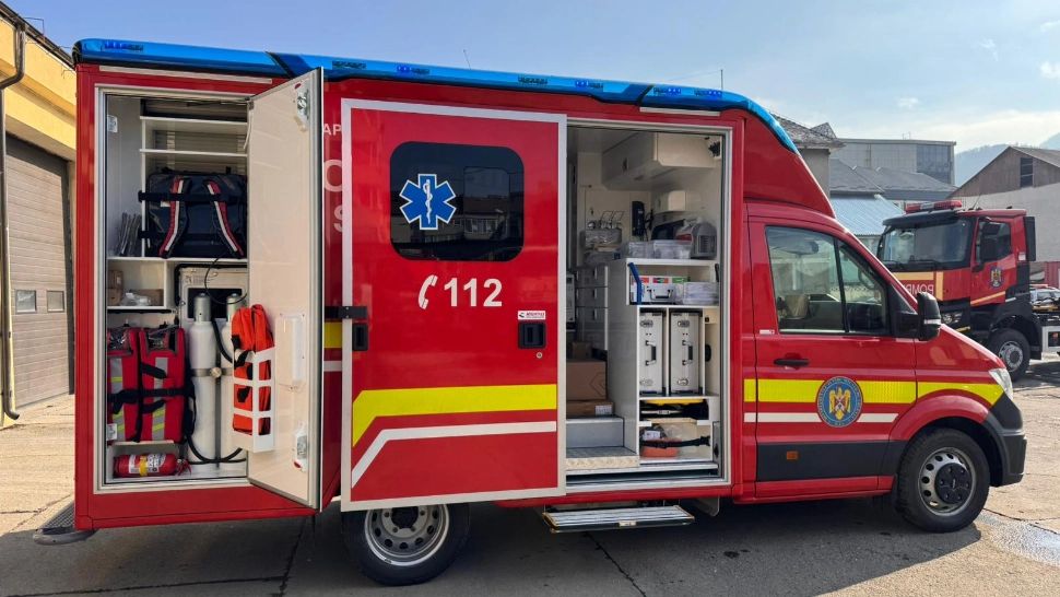 Investiție „românească”, în județul Neamț.  Au cumpărat ambulanțe, dar nu încap pe rampele spitalelor