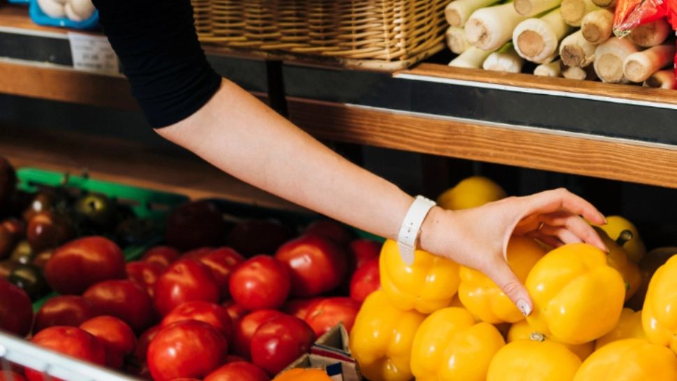 Ce legume și fructe au fost găsite cu cele mai multe pesticide în 2025. Bilanțul Autorității Fitosanitare