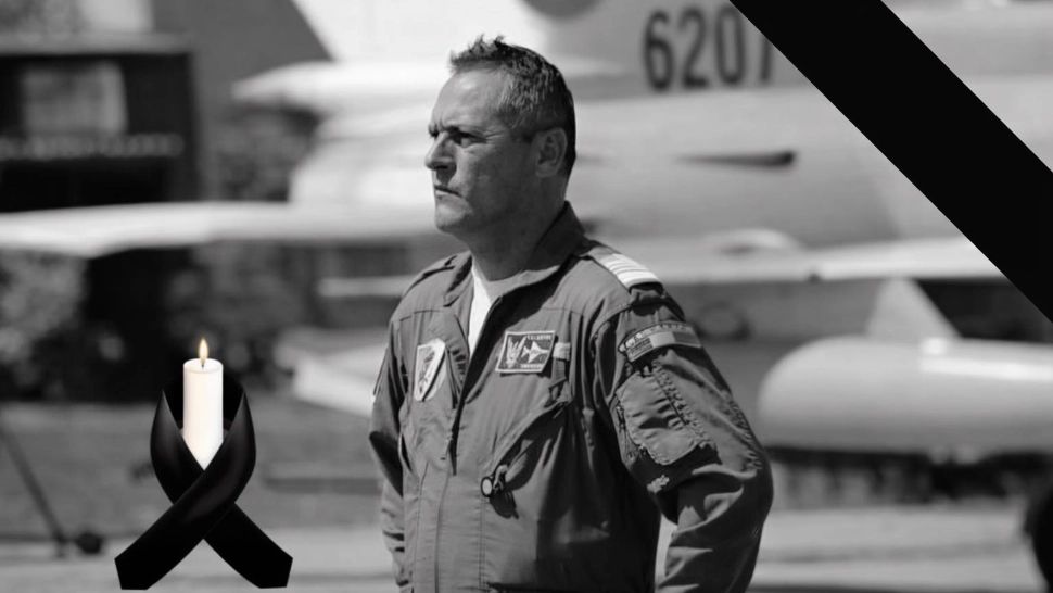 Doliu uriaș în Aviația Română: a murit comandorul Valentin Dedițoiu