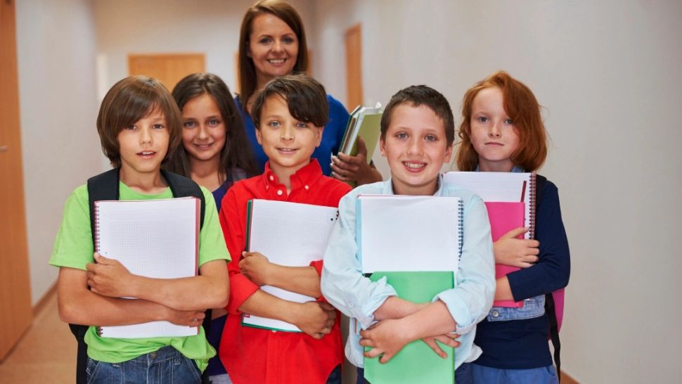 S-a decis noul calendar școlar 2026–2027. Când vin elevii la școală și când se vor bucura de vacanțe