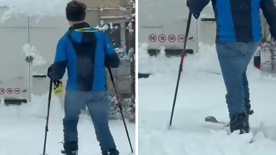 Apariție inedită pe străzile din București: un bărbat a ieșit la schi după ninsoare  | VIDEO