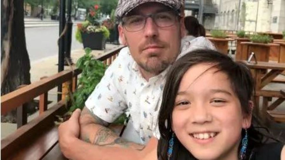 Acuzații grave la adresa Roblox: tatăl unei adolescente de 16 ani susține că fiica sa a fost manipulată online până la sinucidere