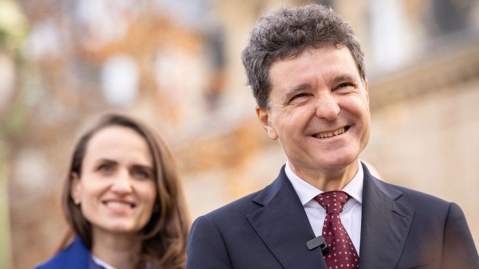„Prim-ministrul” Nicușor Dan și rezista de la Externe, gafe pe linie. Cum fac reziștii de râs România pe scena internațională