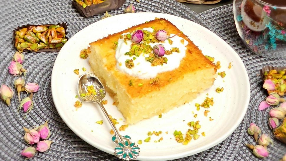 Rețeta celei mai bune prăjituri grecești.  Revani, desertul rapid cu aromă de lămâie