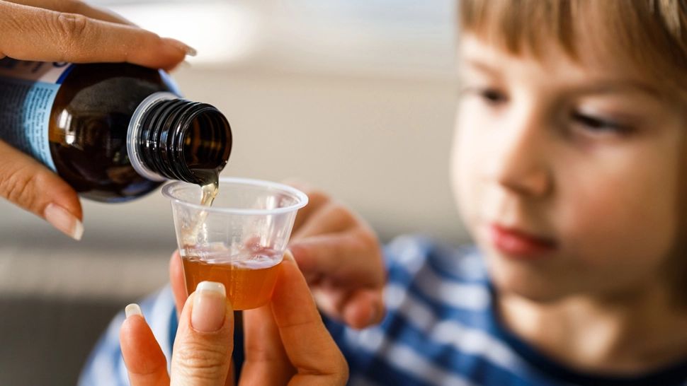  Siropuri naturale pentru copii: trucul dulce pentru o imunitate de fier. Recomandări utile pentru sănătatea celor mici