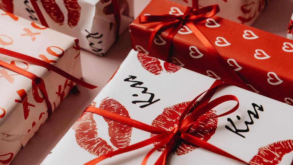 Cadouri ideale pentru Ziua Îndrăgostiților. Ce dar să alegi pentru partener, în funcție de zodie