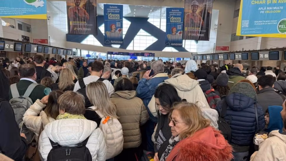 Haos pe aeroportul din Milano: zeci de pasageri blocați, unii au leșinat din cauza căldurii