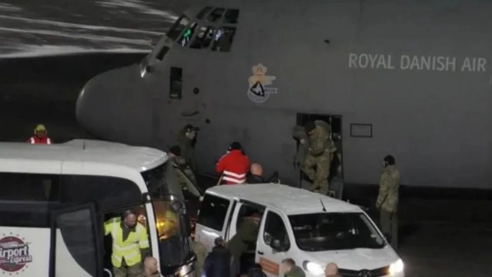 Danemarca, pregătită de scenariul extrem: soldați gata să arunce în aer piste din Groenlanda de teama unei invazii SUA