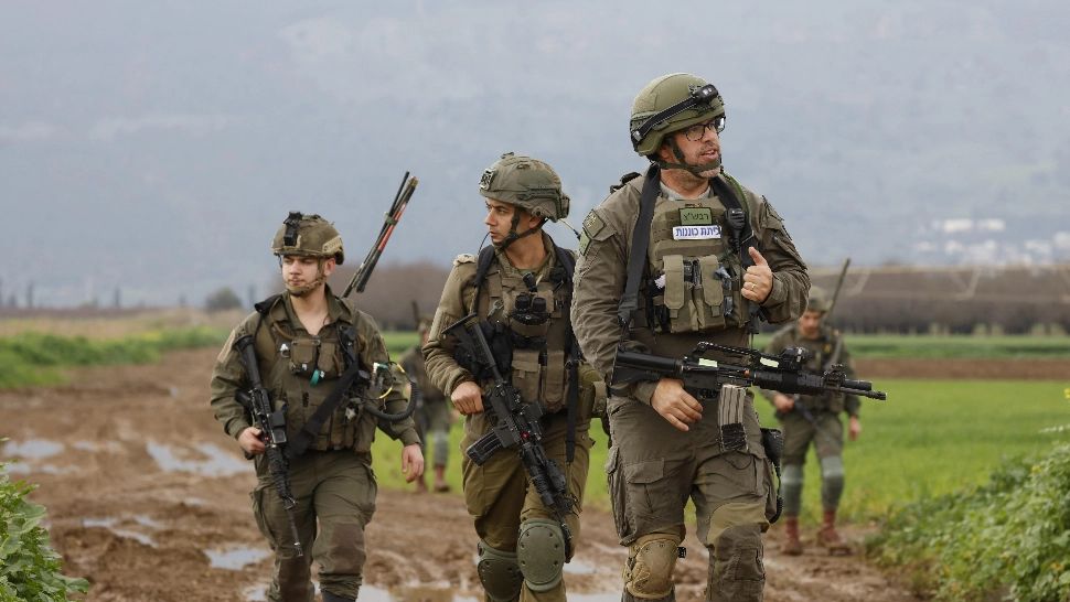 Opoziția din Israel avertizează: armata este „împinsă la limită” în plin război