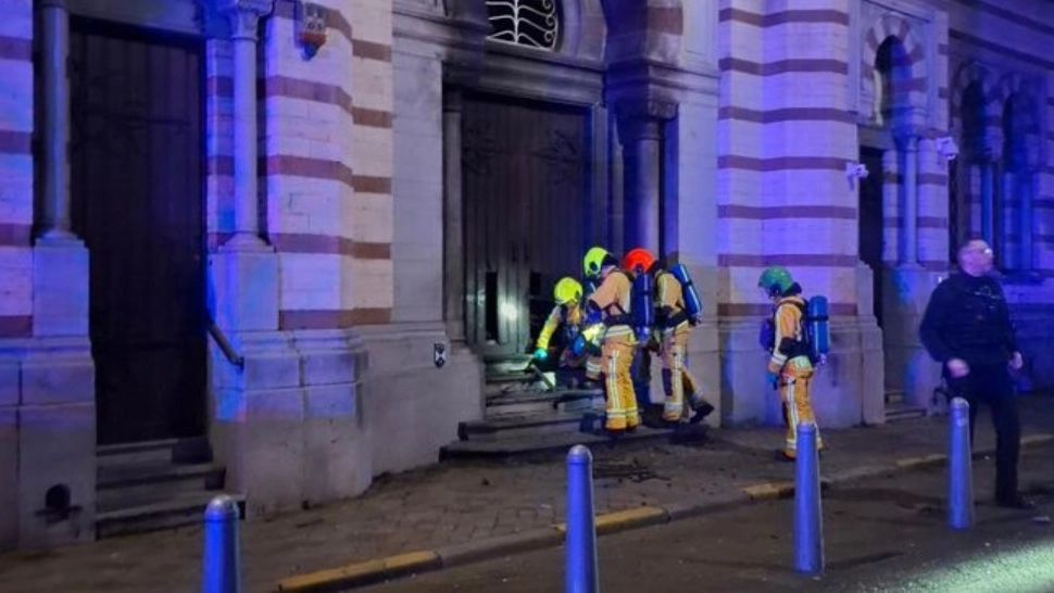 Explozie la o sinagogă din Belgia: clădirea a fost avariată, dar nu există răniți. Anchetă de amploare