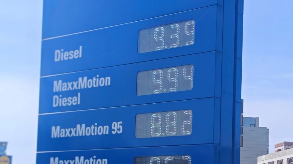 Prognoză îngrijorătoare: prețul motorinei va trece de 10 lei/litru și va rămâne ridicat tot restul anului, chiar dacă războiul din Orientul Mijlociu se încheie rapid