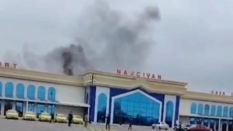 Rachete sau drone venite din direcția Iranului au căzut pe un aeroport din Azerbaidjan. Guvernul azer a transmis că își rezervă dreptul la represalii - VIDEO