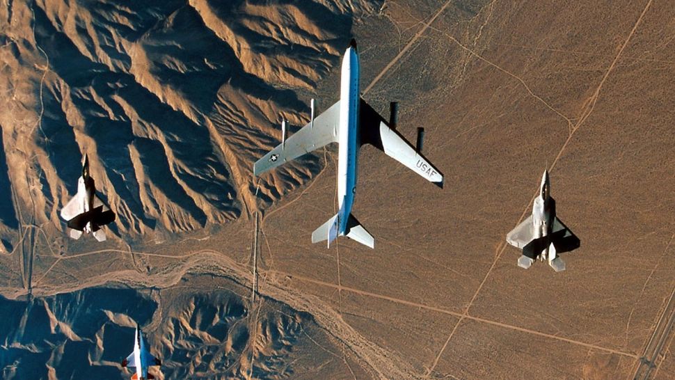 Ce avioane americane vor ateriza pe Aeroportul Kogălniceanu VIDEO