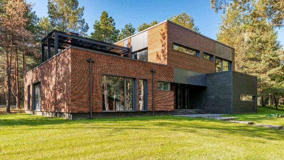 Cum a reușit un bărbat să-și vândă casa la suprapreț, fără ajutorul agenților imobiliari. Ce sfaturi a urmat bărbatul