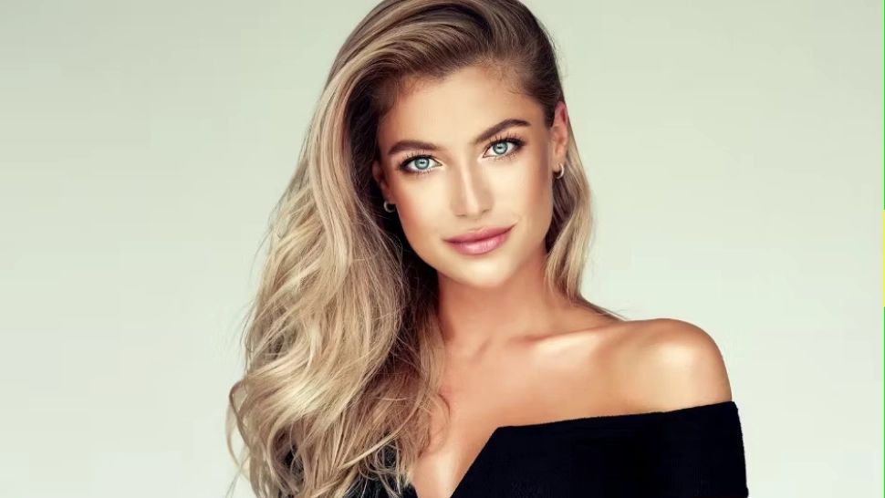 Rutina simplă pentru păr uscat: cum combini șampon, mască și ulei fără exces