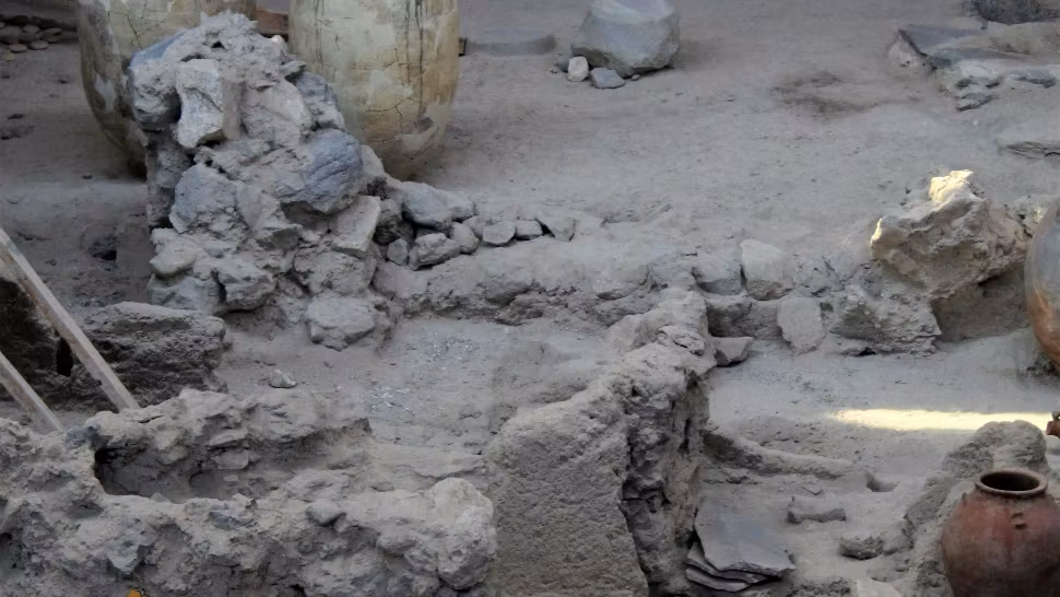 Descoperire istorică: Un schelet, care ar putea aparține celebului muschetar D'Artagnan, a fost găsit într-o biserică din Maastricht