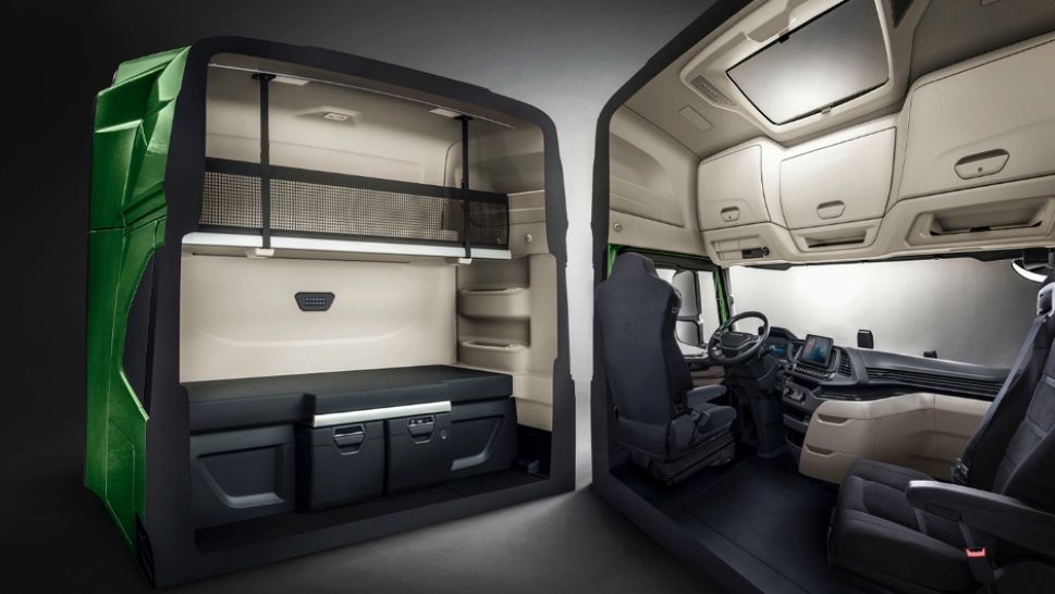 Cum îți optimizezi flota de transport cu ajutorul camioanelor moderne?