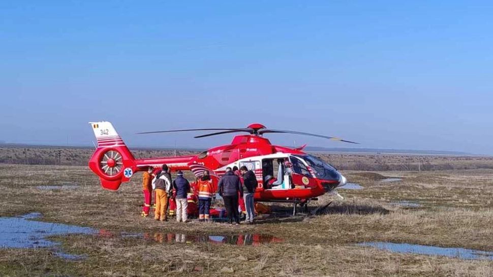 Bărbat rănit într-un accident cu ATV-ul, în Olt. A fost solicitată intervenția elicopterului SMURD
