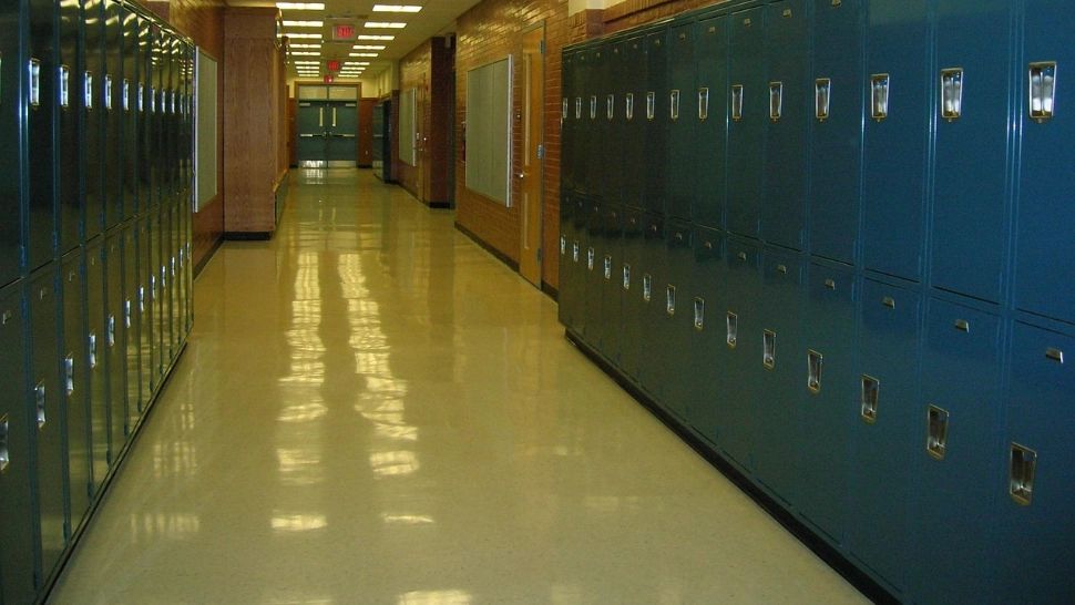 Simularea Evaluării Naționale 2026: examenul a fost organizat în 97,8% dintre școli. Peste 5.200 de elevi nu au participat