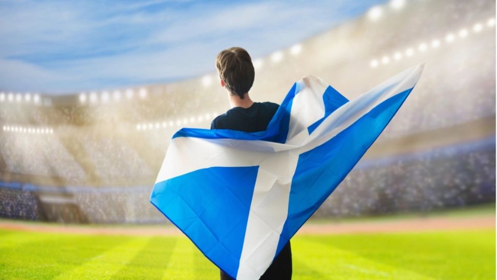 Fotbalul scoțian: tradiție, derby-uri și suporteri loiali 