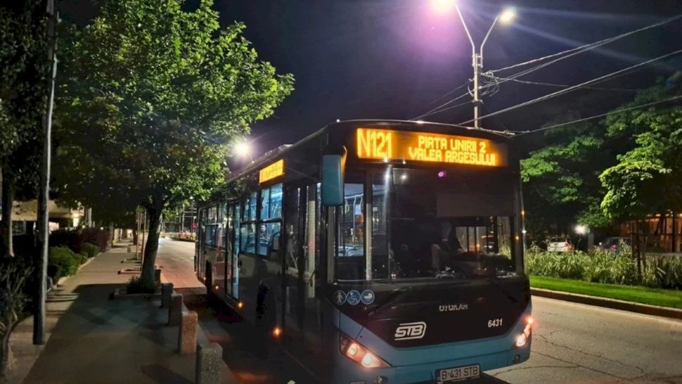 Montarea unei macarale dă peste cap traficul din București: linia N121 va circula deviat în noaptea de joi spre vineri