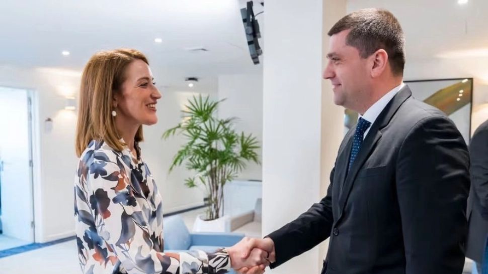 Radu Miruță, discuții la Bruxelles cu Roberta Metsola despre un posibil program SAFE 2 și rolul industriei românești de apărare