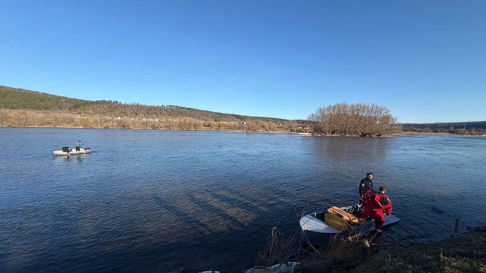 Ajutor de urgență: Iașiul trimite 100.000 de litri de apă potabilă după criza generată de poluarea Nistrului