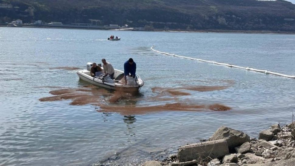 Încă un oraș din România a rămas fără apă potabilă după o poluarea pe Dunăre