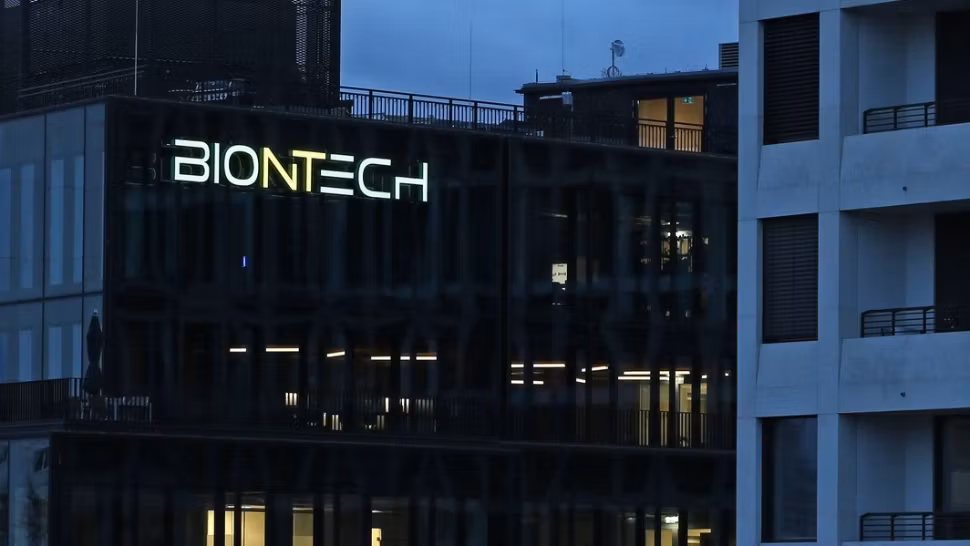 Ruptură la vârful BioNTech, devenit faimos pentru vaccinul anti-COVID-19. Fondatorii companiei demisionează și își fac altă companie