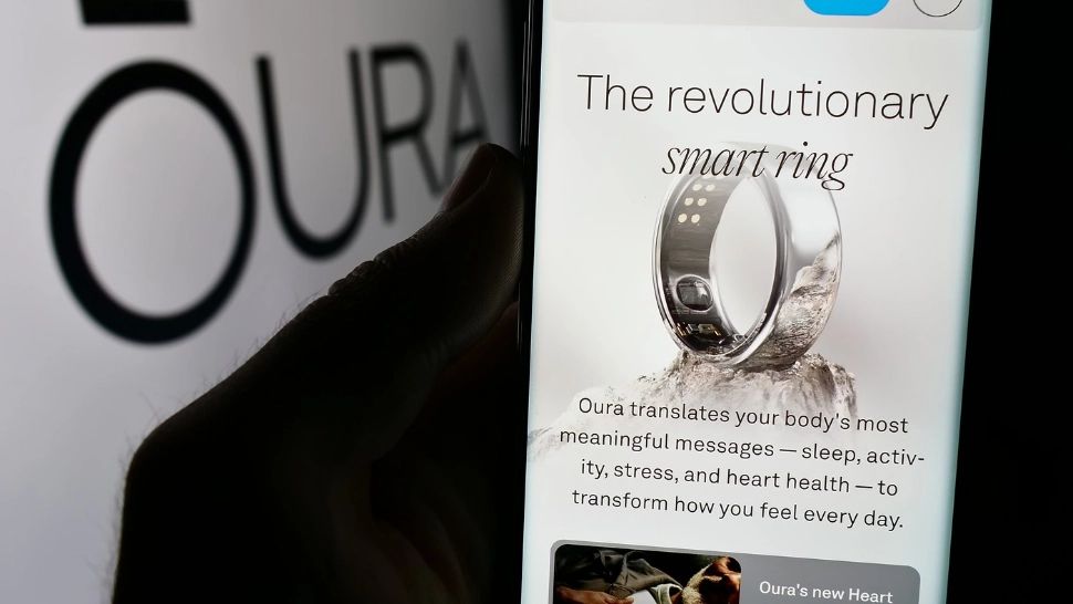 Inelul biometric, care știe tot despre tine, a ajuns politică de stat. Planul administrației Trump ca fiecare american să îl poarte