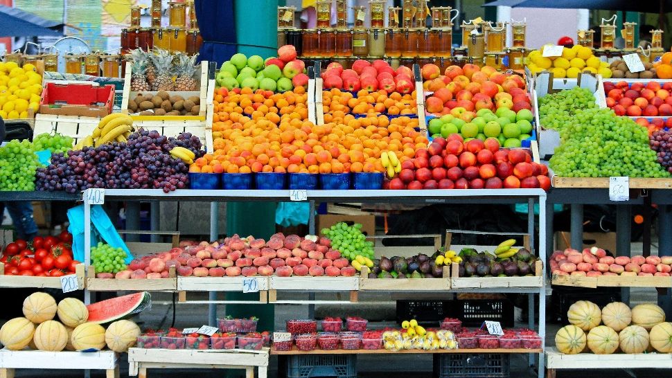 Alimente tot mai scumpe: fermierii nu mai pot acoperi costurile și avertizează asupra prețurilor