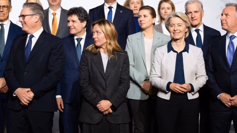 Giorgia Meloni, Nicușor Dan și alți 8 lideri europeni pun frână planului de energie verde al Ursulei von der Leyen: „Risc existențial pentru industrie”