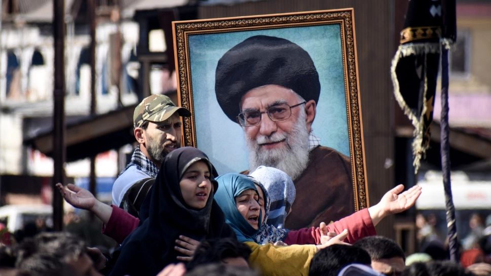 Cum a fost posibilă eliminarea lui Ali Khamenei din prima zi a bombardamentelor. Ce spun serviciile americane și israeliene