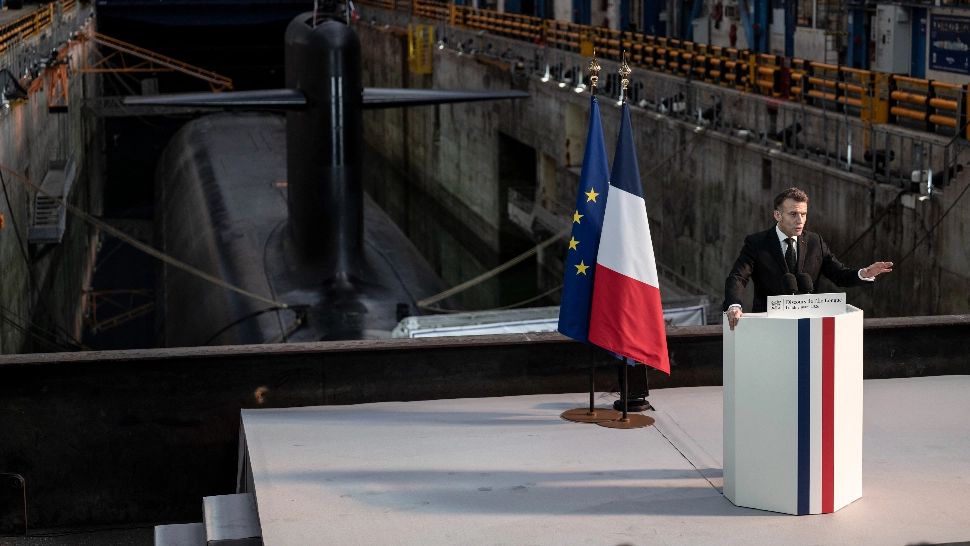 În plină criză globală, Franța își revizuiește doctrina nucleară. Emmanuel Macon: „Europa trebuie să-și asume securitatea nucleară”