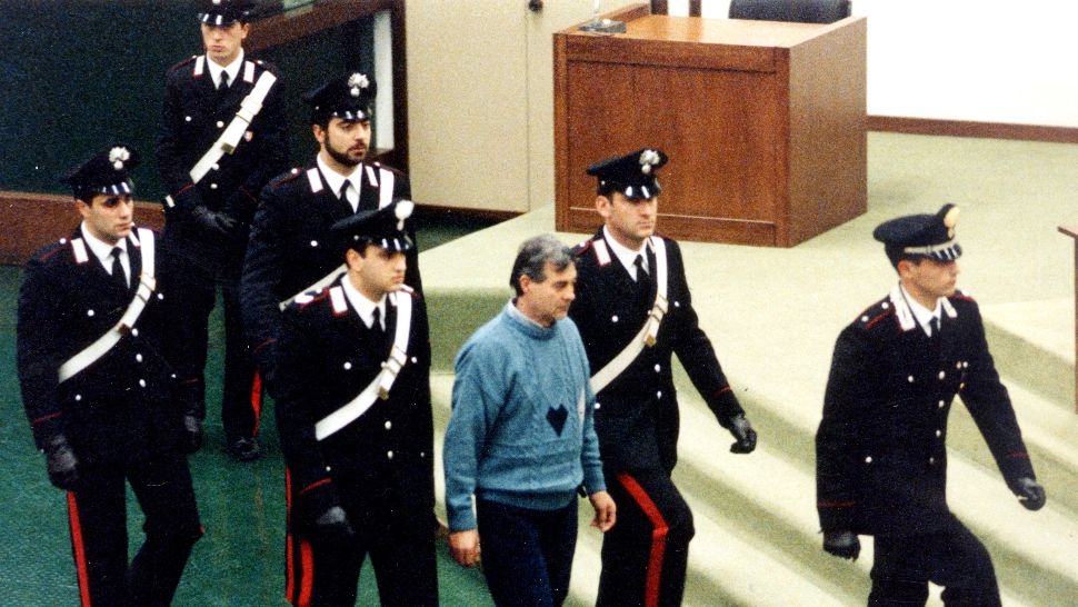 Sfârșitul unei epoci: a murit Benedetto „Nitto” Santapaola, liderul mafiei siciliene