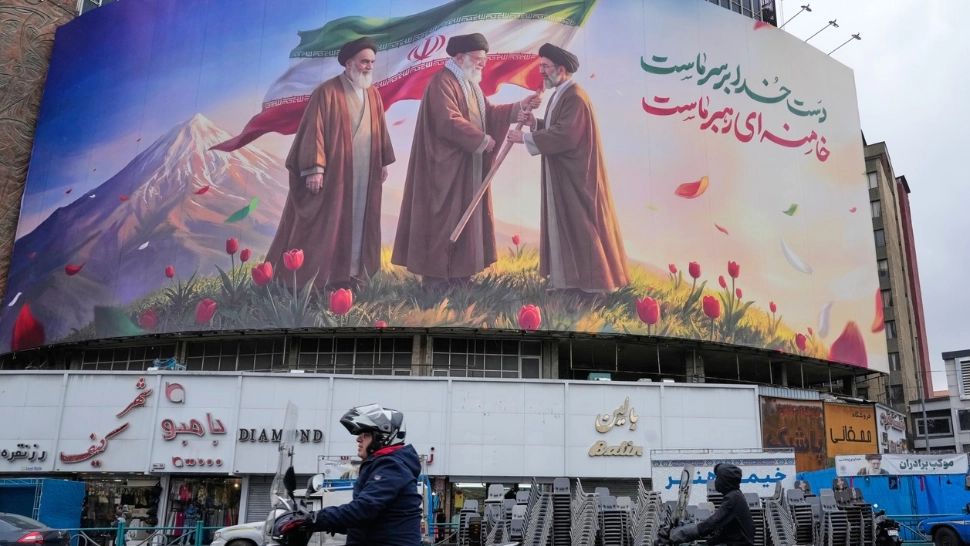 Noul ayatollah al Iranului este convins că a fost ales să aducă Apocalipsa. Ce conține viziunea sa despre „sfârșitul timpurilor”